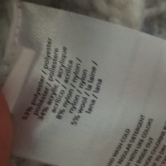 H by Halston NWT Sweater - Picture 3 of 4